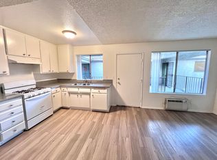6714 Troost Ave APT M, North Hollywood, CA 91606
