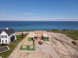 15754 Waters Edge Dr, Traverse City, MI 49686