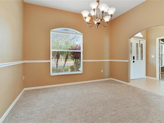 5th image of 4825 Calasans Ave
