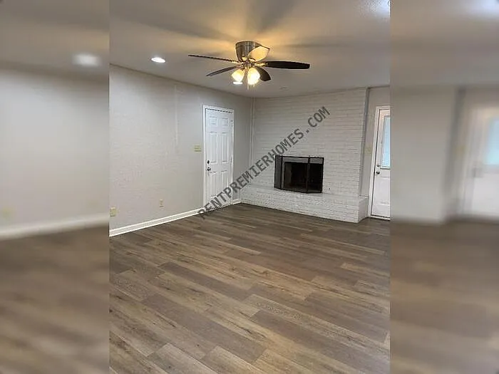 3 bed, 2.0 bath, 1605 sqft, $1,550 — Photo 4