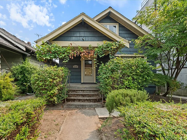 4768 SE Milwaukie Ave — Photo 1