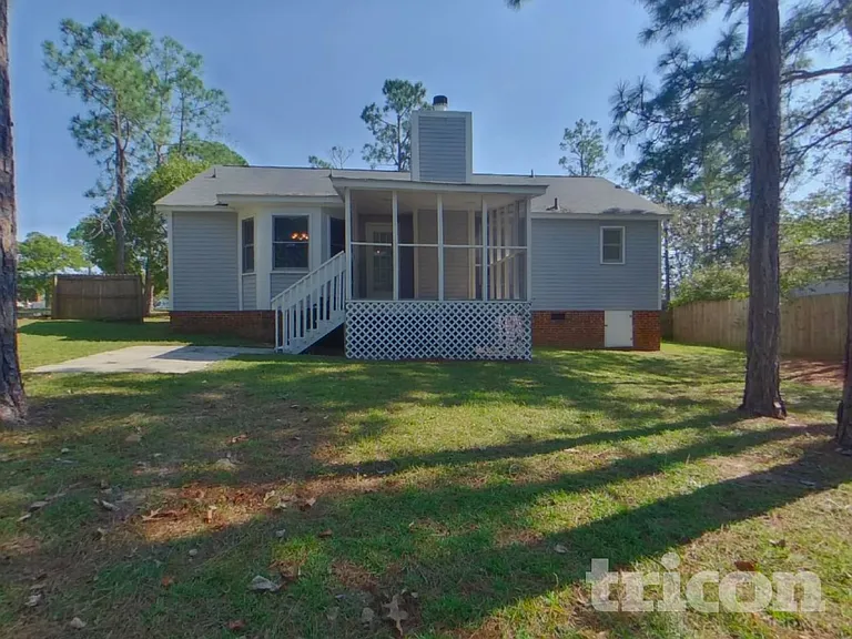 529 Ferncliffe Rd — Photo 17