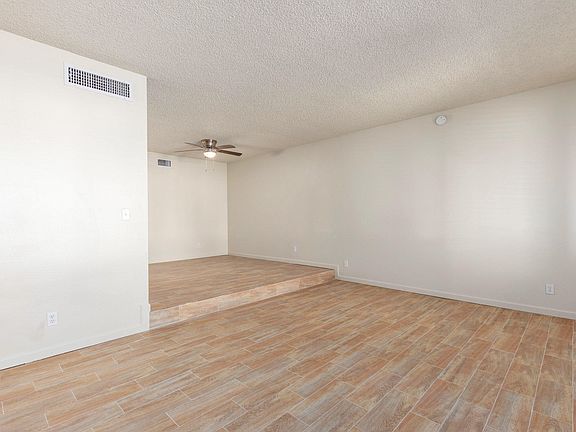 4th image of 3821 W Loma Ln