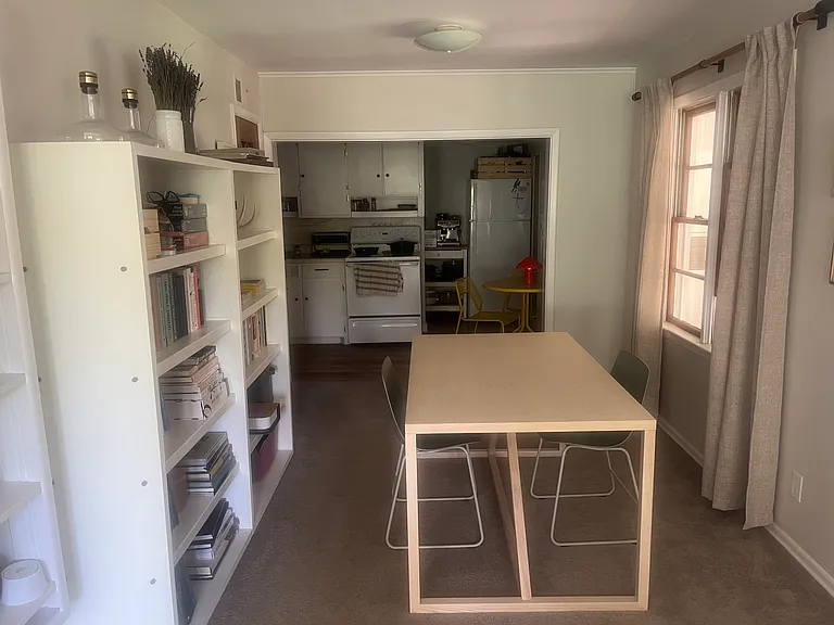 1521 Norwood Ave #1 — Photo 6