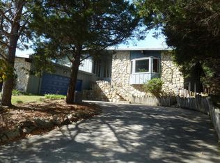 720 Rockledge Dr, Junction City, KS 66441