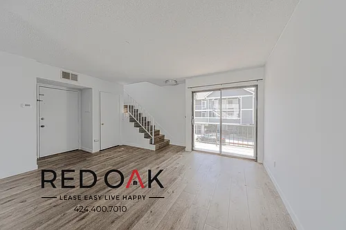 7340 Haskell Ave #104 Photo 1