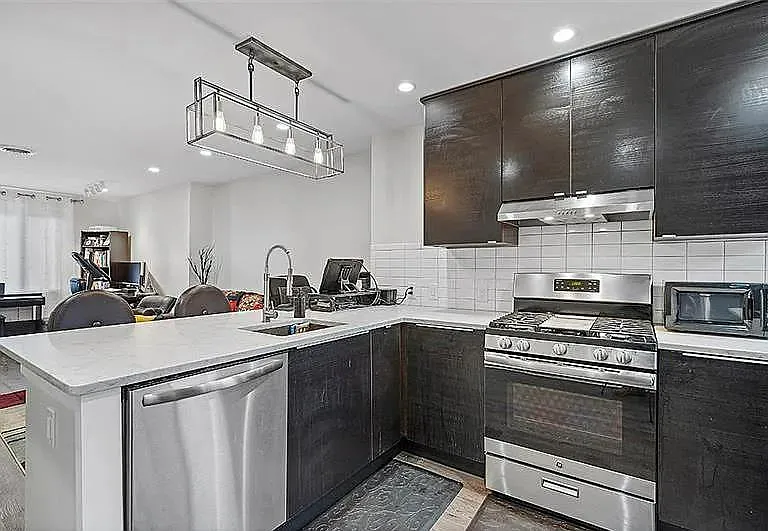 1043 S Trenton Ave #1 — Photo 4