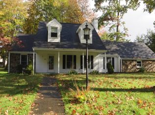 113 White Oak Dr, Butler, PA 16001