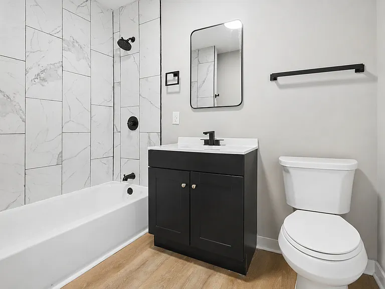 281 N Ogden Ave — Photo 6