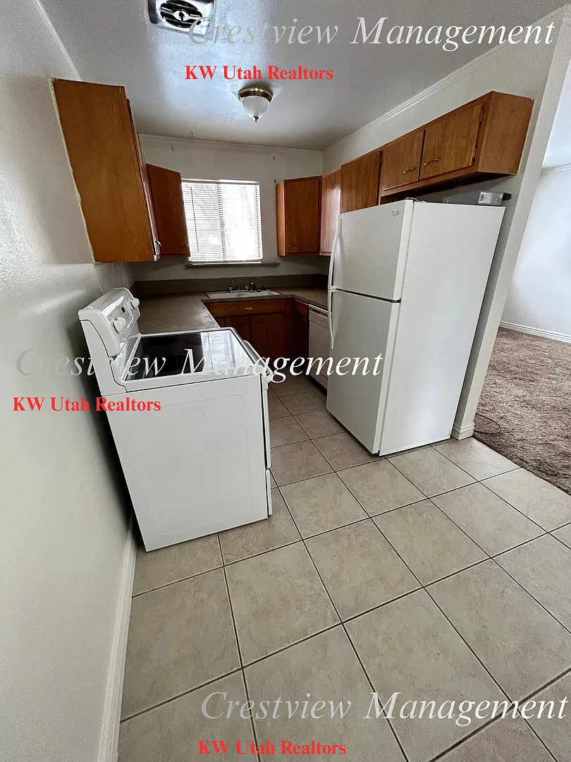 Hoagland 24th Street — Photo 4