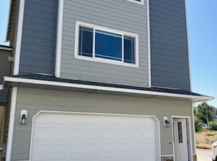 605 Southern Ave APT 4D, Selah, WA 98942