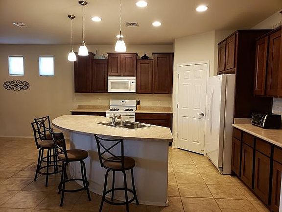 2nd image of 7367 W Stony Quail Way