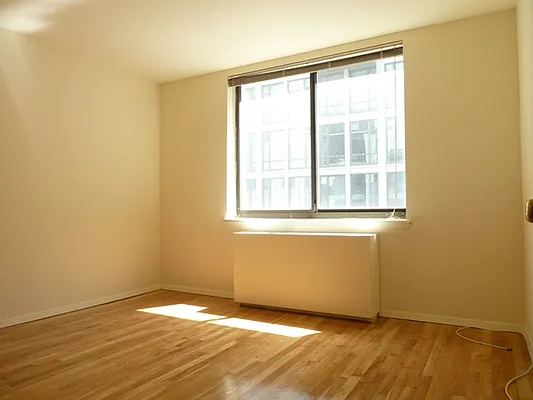 Rented by City Connections Realty | media 5