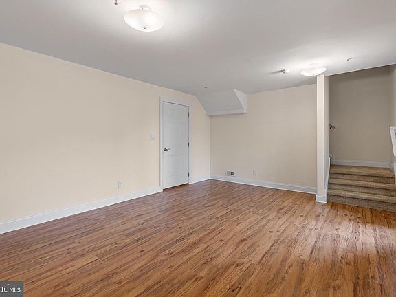 4th image of 101 Sutton Way