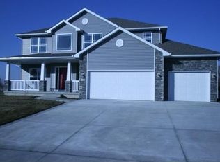 511 NE 42nd Ct, Ankeny, IA 50021