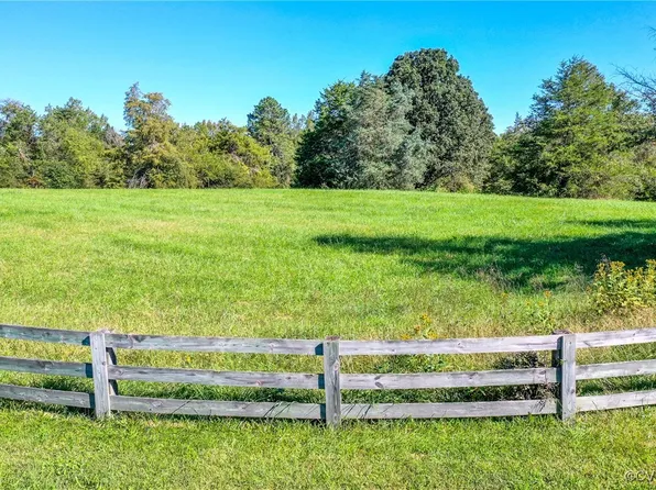 1200 The Frst, Crozier, VA 23039
