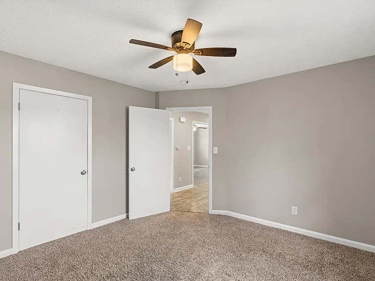 629 Ed Davis Rd — Photo 16