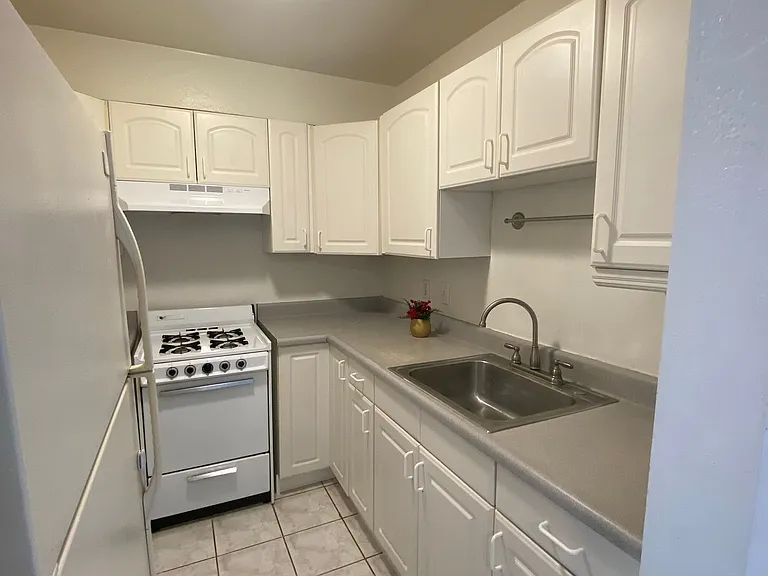87-118 Helelua St #B102 — Photo 4