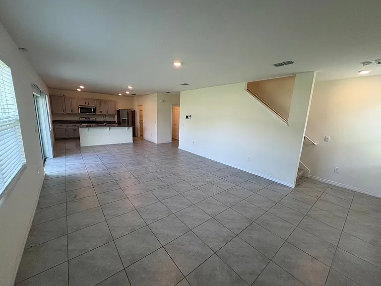 1558 Tali Ln — Photo 11