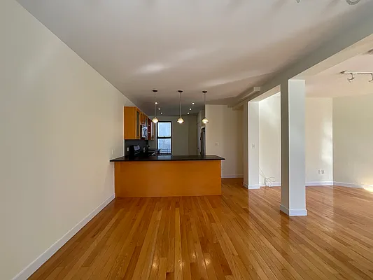 Rented by Compass | media 16