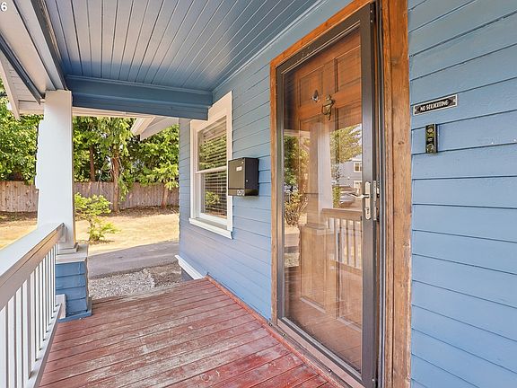 3rd image of 12670 SW 13th St