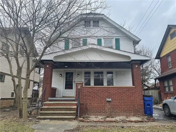 3580 Bosworth Rd, Cleveland, OH 44111
