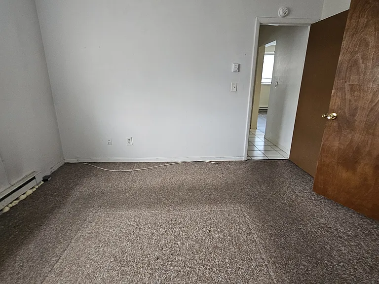 237 Forest Rd #1B — Photo 2