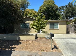 127 Bundren St, Oak View, CA 93022