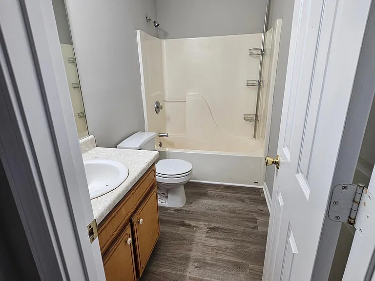 10 Chimney Ct — Photo 6