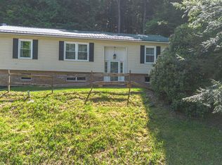 1422 Saylor School Rd, Boswell, PA 15531