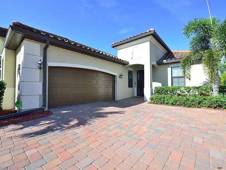 28096 Edenderry Ct — Photo 1