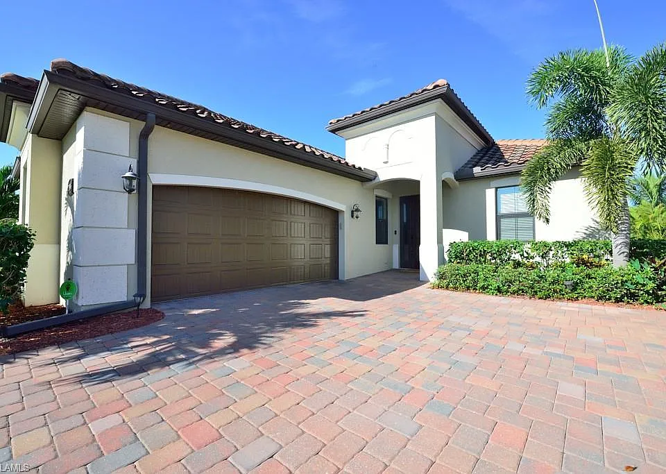 28096 Edenderry Ct
