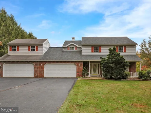 710 Texter Mountain Rd, Robesonia, PA 19551