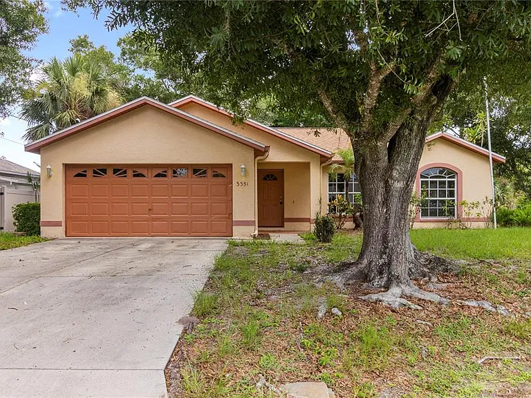 3351 Tucson Rd — Photo 2