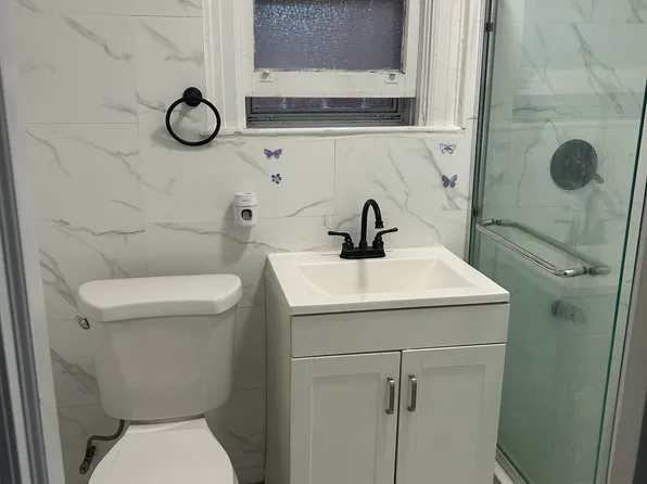 2 Undisclosed Address #2, Bronx, NY 10461