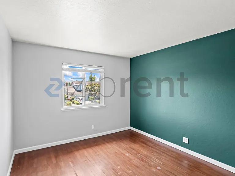 5319 Westbury Ct — Photo 24