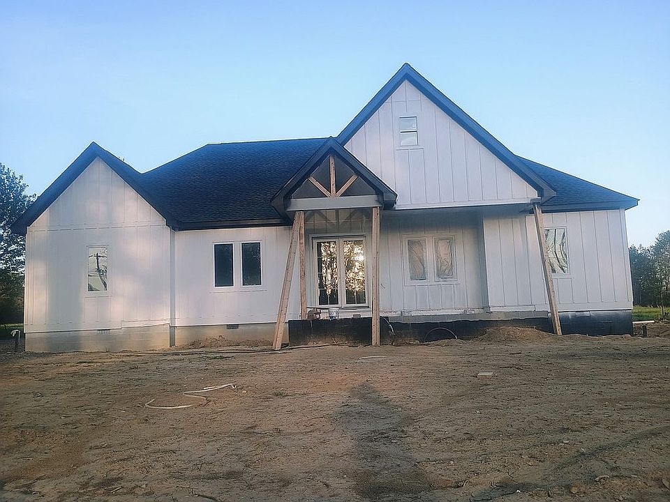 2nd image of 6748 Woodbury Hwy