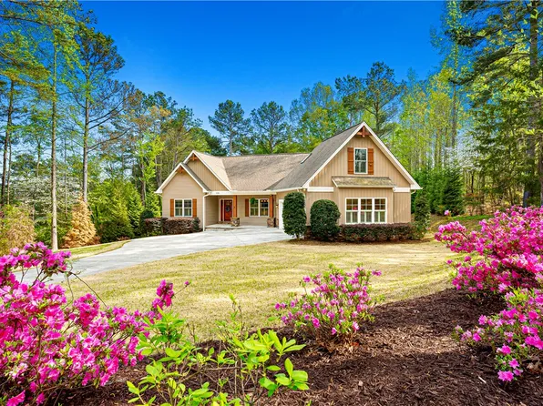 104 Springdale Ct, Central, SC 29630