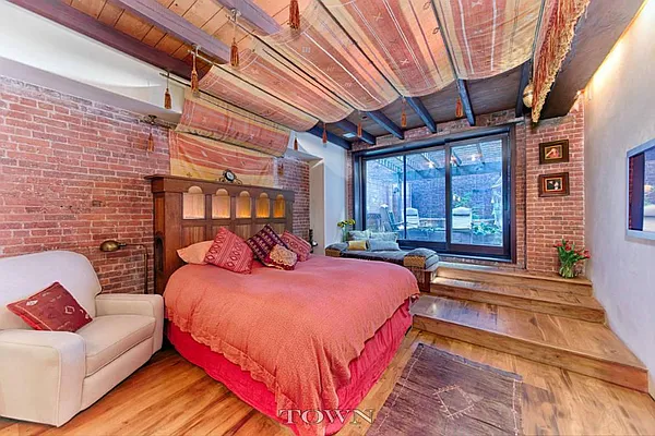 Sold by Town Residential | media 18