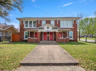 2020 W 10th St APT B, Dallas, TX 75208
