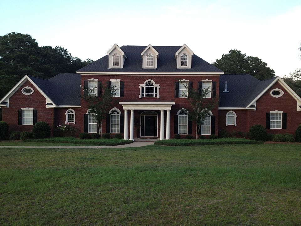 2nd image of 300 Belle Grove Rd