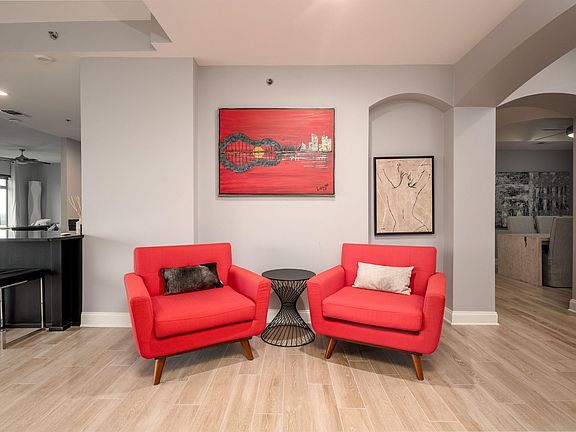 3rd image of 717 S Riverside Dr #805/806