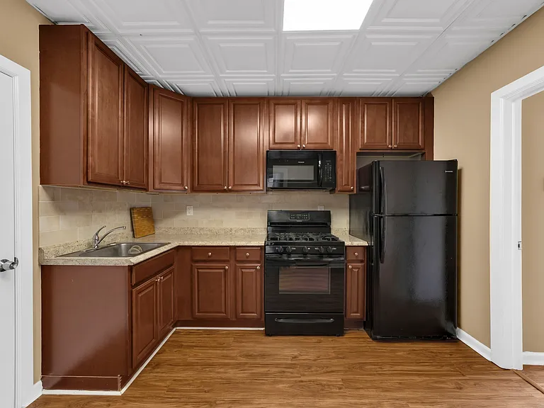 127 Parker Ave #4 — Photo 15
