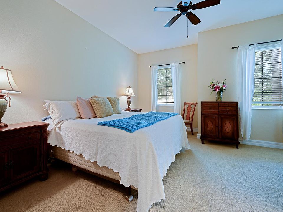 1st image of 117 Glencullen Circle