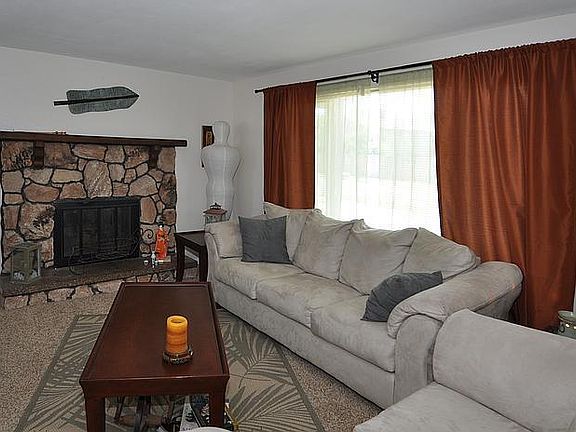 4th image of 5083 S Crockett Dr