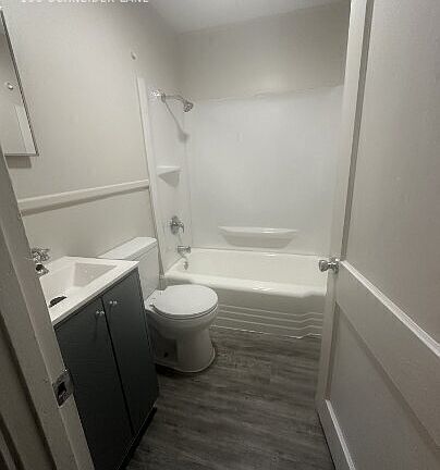 4th image of 100 Schneider Ln