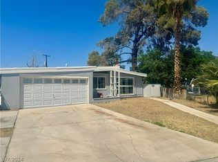 216 Wisteria Ave, Las Vegas, NV 89107