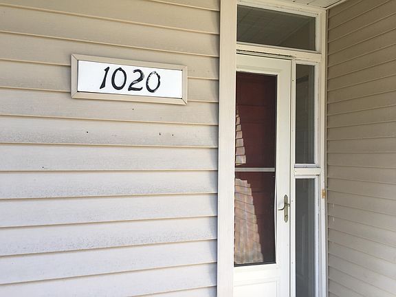 2nd image of 1020 F Ave