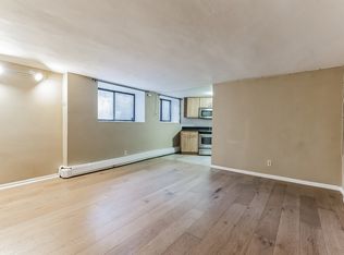 100 Lanark Rd APT 15, Brighton, MA 02135