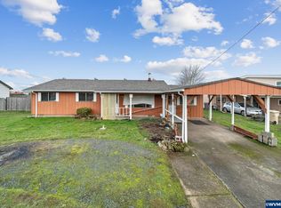 1127 S Airport Rd, Lebanon, OR 97355